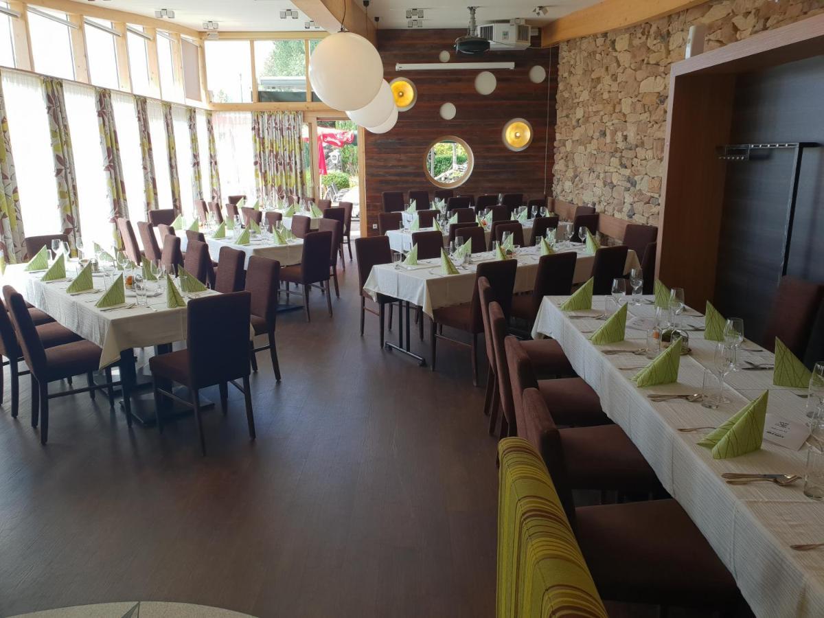 Restaurant Gaestehaus Seiger Sankt Lorenzen bei Knittelfeld Luaran gambar