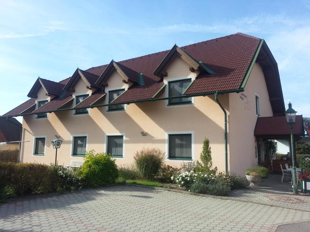 Restaurant Gaestehaus Seiger Sankt Lorenzen bei Knittelfeld Luaran gambar